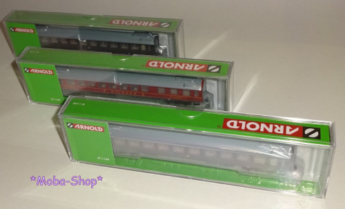 Arnold HN4422 N 3-tlg. Set Reisezugwagen, DR, Ep. III