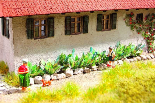 Preview: NOCH 14120 H0 LC minis »Funkien«, 16 Pflanzen