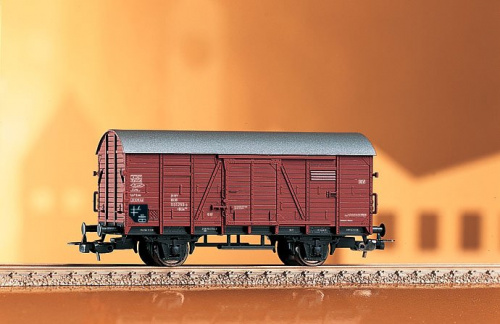 PIKO 54042 H0 Gedeckter Güterwagen Gklm der DB