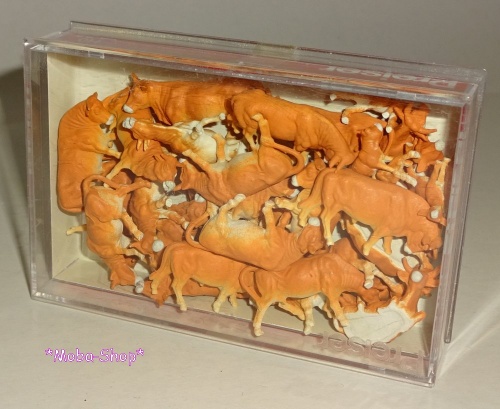 Preview: Preiser 14409 H0 Kühe braun, 30 Stück