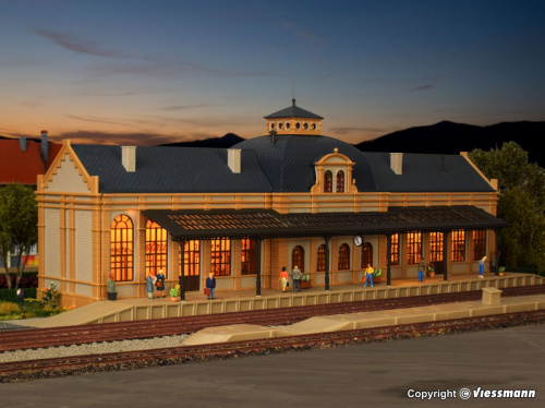 Preview: Vollmer 3561 H0 Bahnhof »Nordstadt«