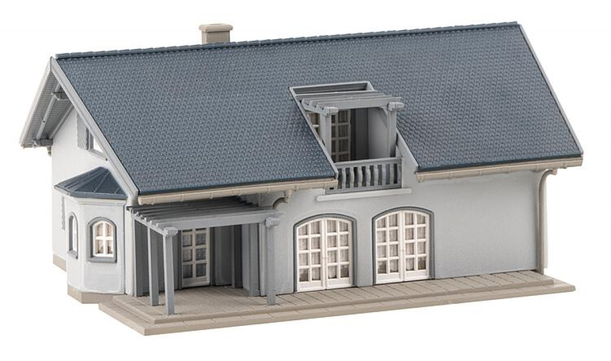 Faller 232560 N Einfamilienhaus (inkl. Beleuchtung)