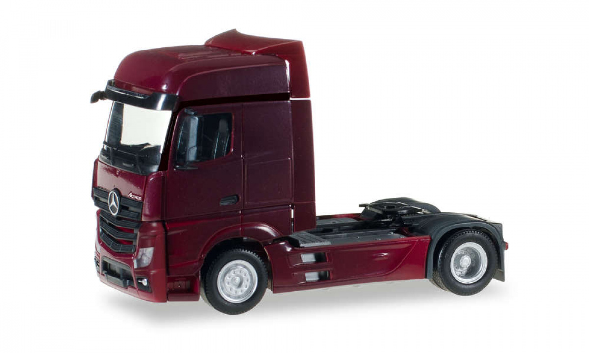 Herpa 159500-007 MB Actros Bigspace Zugmaschine, weinrot