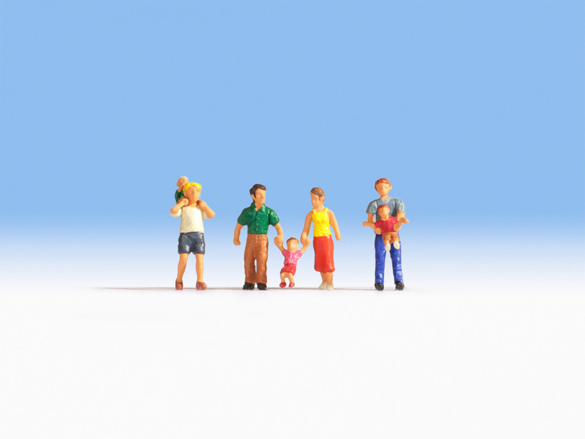 NOCH 15592 H0 Eltern und Kinder