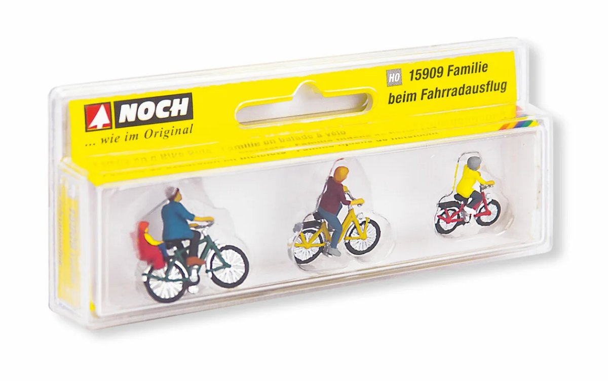 NOCH 15909 H0 Familie beim Fahrradausflug