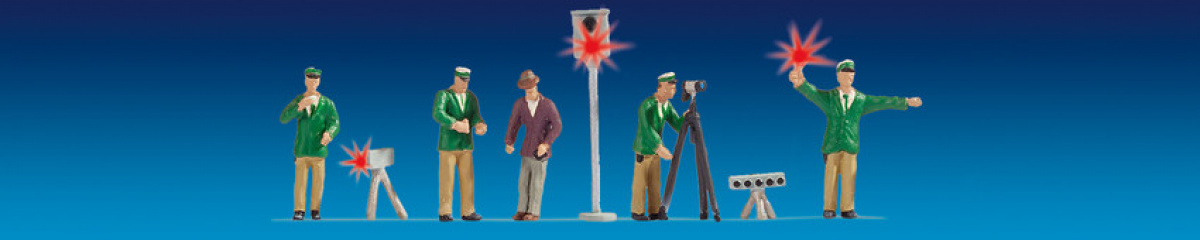 NOCH 17552 H0 Polizisten grün mit Blitzer, beleuchtet, Deutschland