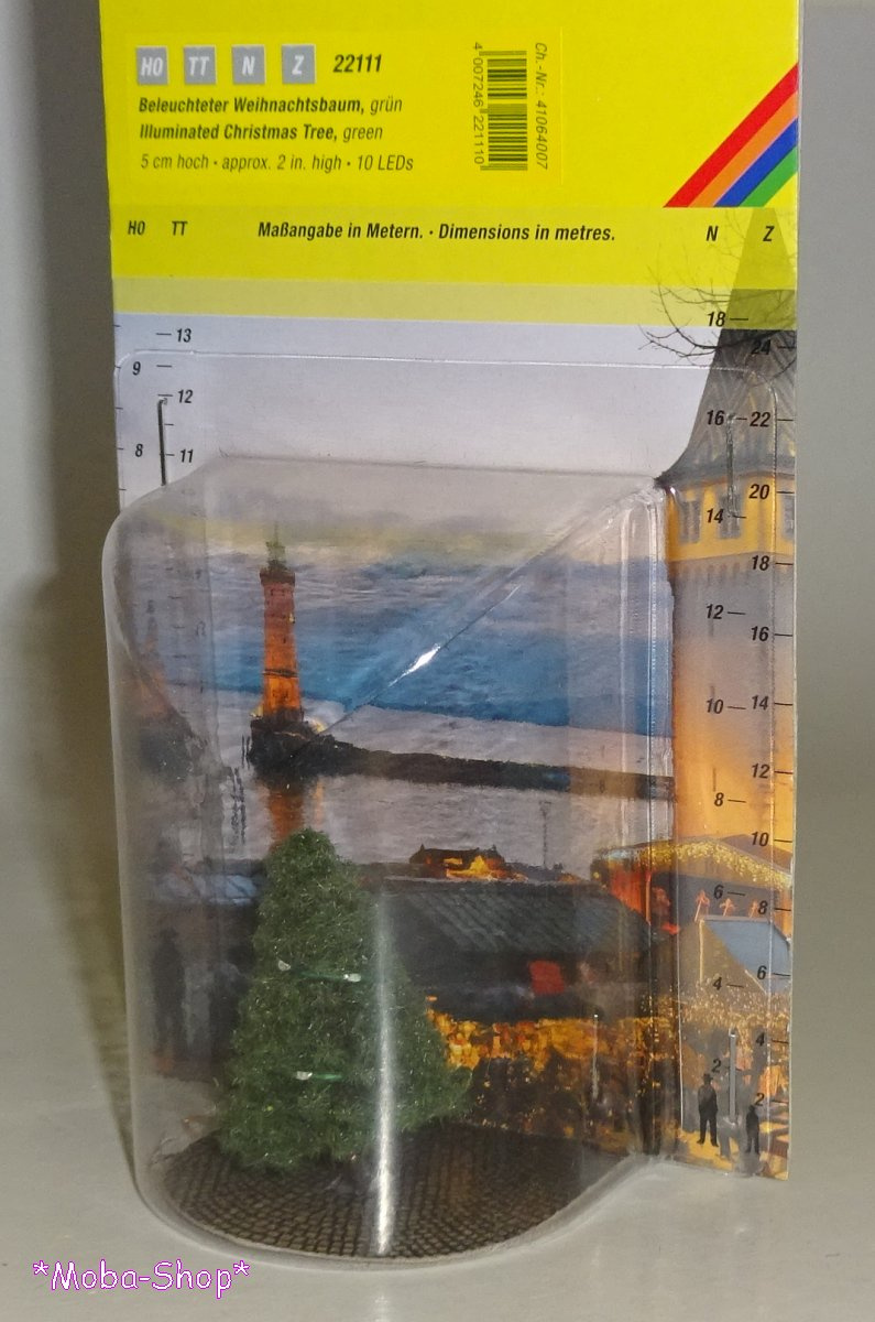 NOCH 22111 H0/TT/N/Z Beleuchteter Weihnachtsbaum, grün, mit 10 LEDs
