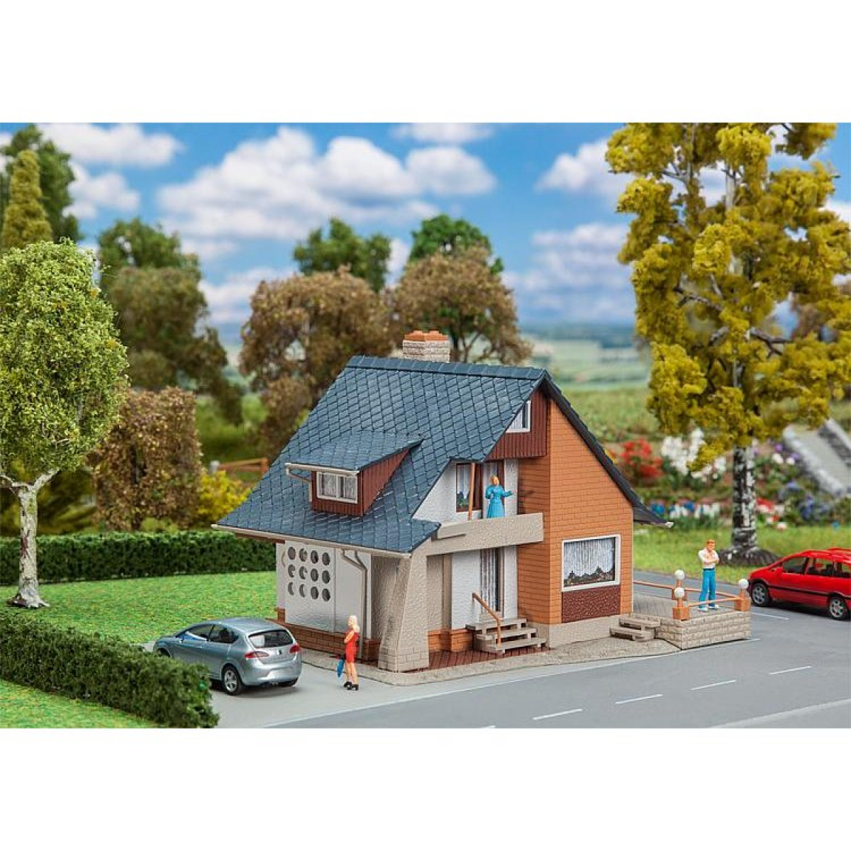 Faller 131359 Haus mit Balkon